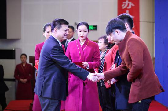 2024新澳门原料网